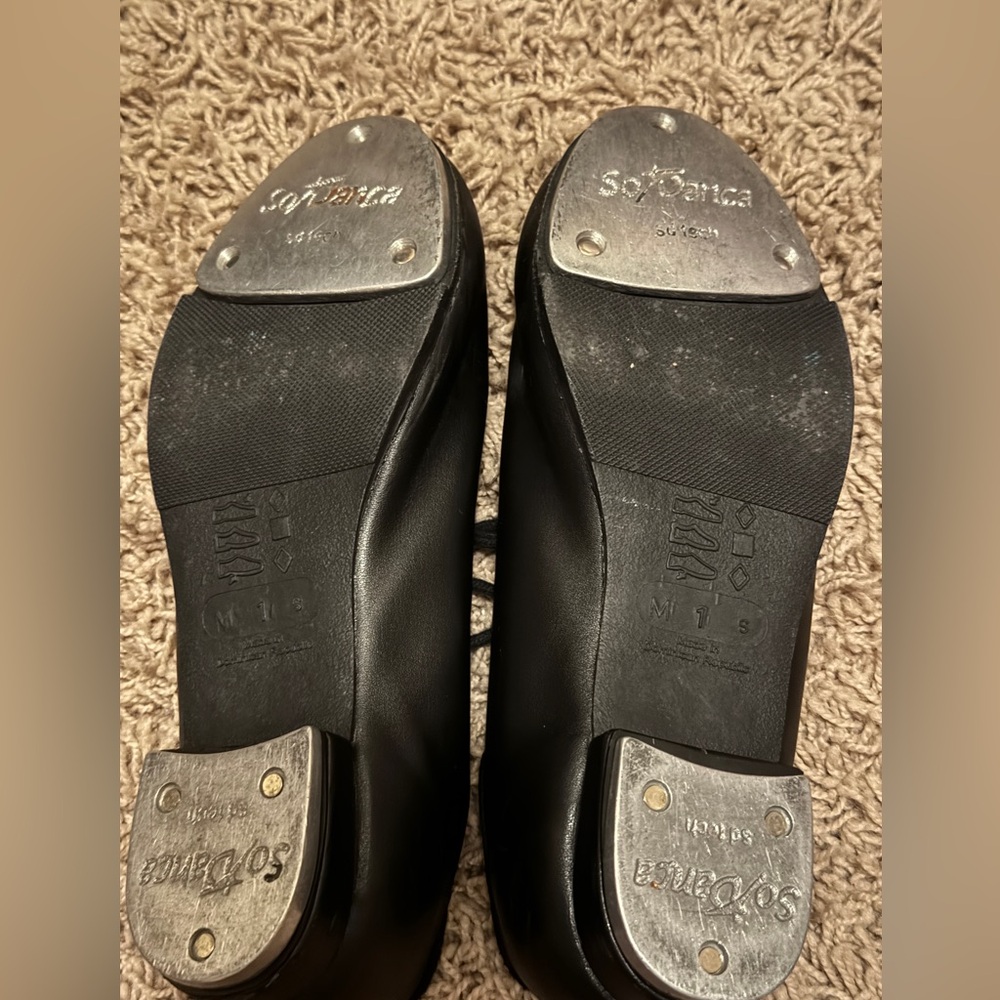 Girls Size 1 So Danca Tap shoes